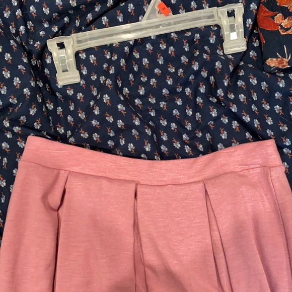 ASOS || box pleat pink midi skirt - Picture 4 of 5